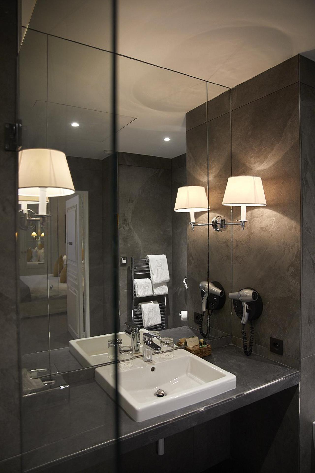 Hotel Du Danube Saint Germain Париж Экстерьер фото